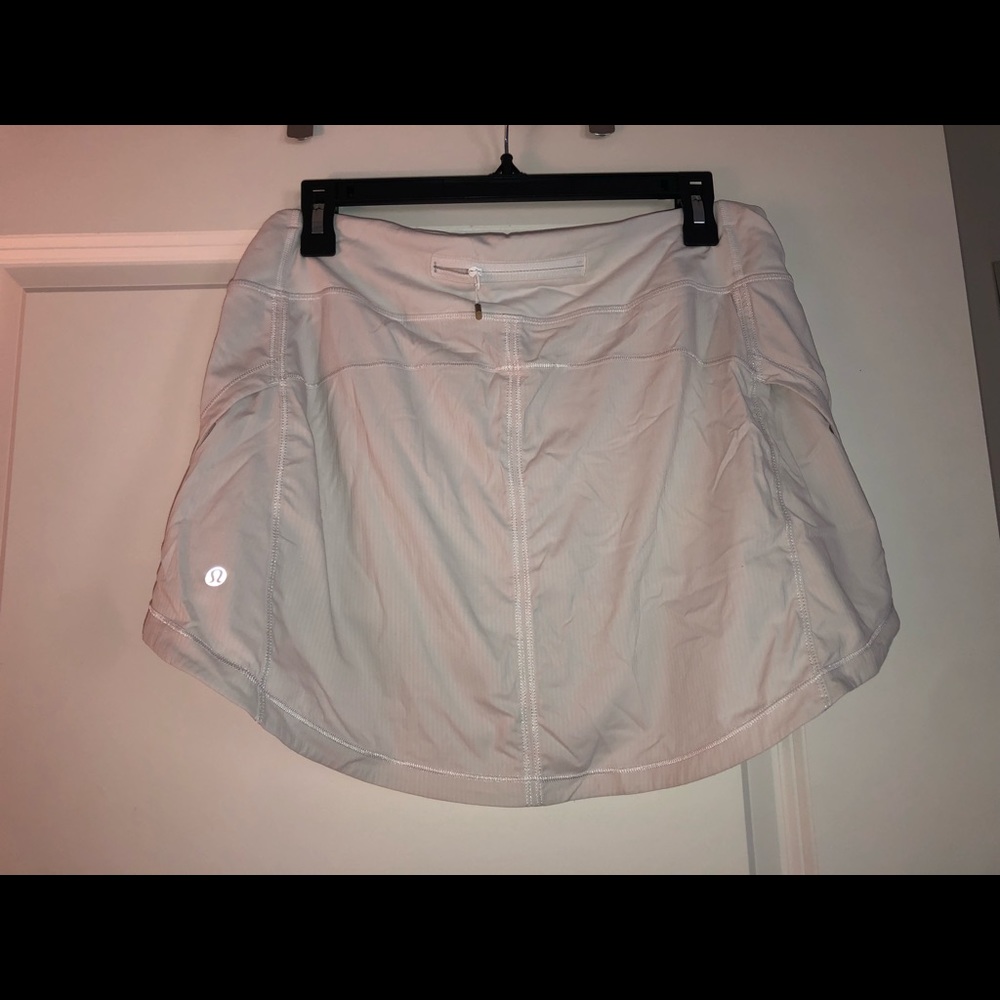 White Lululemon skirt, size 10!!!